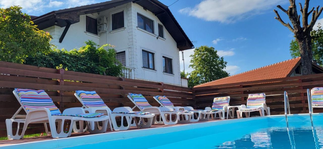 Vila Lisina Seliste Dreznicko Bagian luar foto