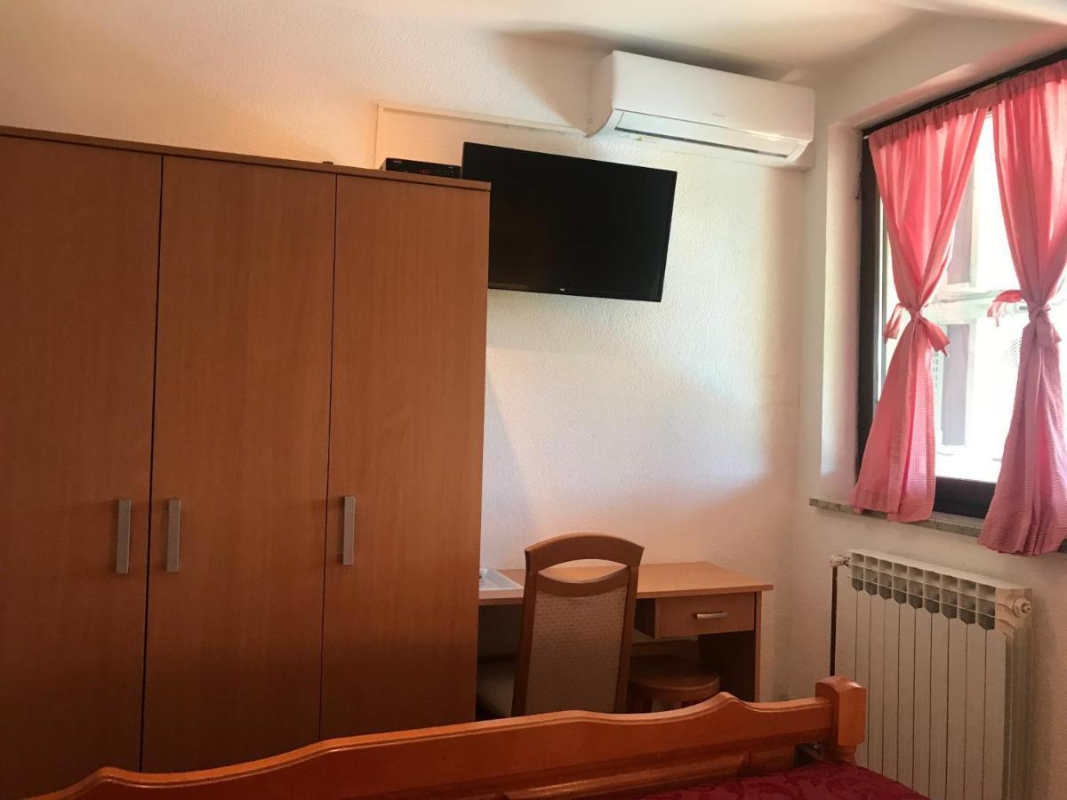 Vila Lisina Seliste Dreznicko Bagian luar foto